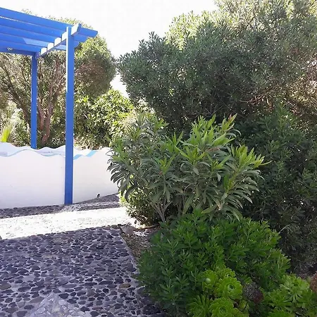 Studios Apartments Perivolos